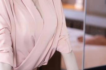 秀人网 - 吊带往事：林杉杉的资源清单或许有趣