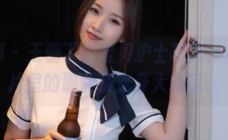 秀人网 - 王俪丁小宝贝护士写真，私房图片里的职业装变身大赢家。