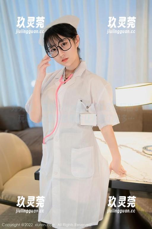 秀人网-琳琳ailin 秀人网 - 琳琳ailin居然把镂空也玩出了玩味,合集里的图片让人想了好多…