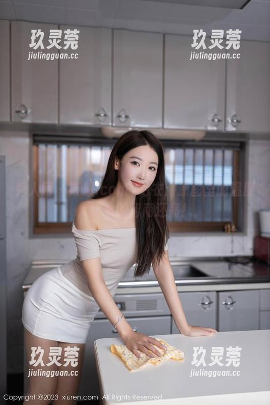 秀人网 - 筱慧icon的毛衣：原图里的温度，比我的智商还高！