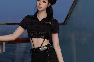 秀人网 - 陆萱萱女孩作品：没有任何理念，只是四处流浪的小甜蜜。