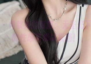 秀人网 - 黄歆苑的制服：无圣光下，别样的性感真难以抵挡！