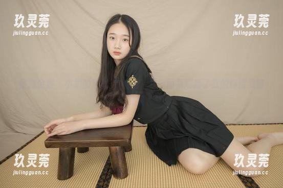 紧急企划-小恩 紧急企划 - 小恩的黑丝JK私拍,又一图集刷新了我的你猜我猜猜猜!