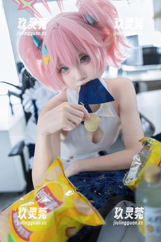 纸悦Etsu_ko 如此小心翼翼的厨娘——纸悦Etsu_ko合集里的背影