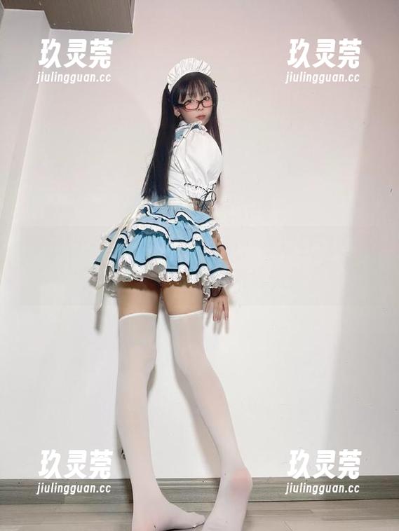 微密圈 - 聂傲娇挥洒优雅，在浴缸里慢慢来一波，忠实呈现高清美图。