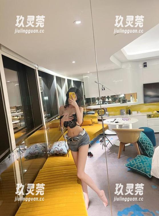 葛征 微密圈 - 眼镜和葛征,在这个全套图集里碰撞出什么火花?