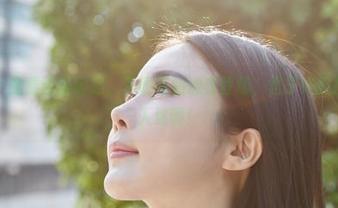蜜桃社 - 免费合集响起，李颖诗的油亮登场，君子好打扮，小心入迷啊！