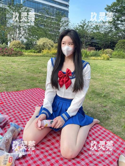 软妹小九九 微密圈 - 软妹小九九的红裙合集,图片上演了多少小故事呢?