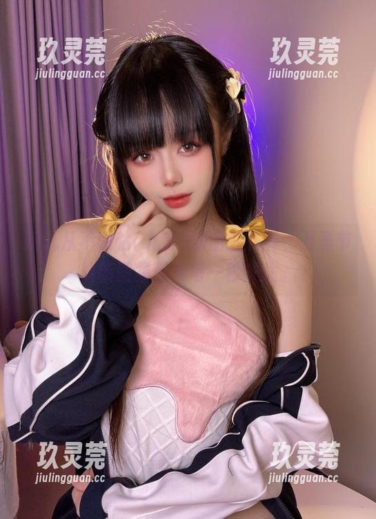 阿九从不咕咕(九言)拼出新花样，万圣节最新图集值得每一秒关注。