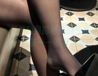 微密圈 - 偶然翻到的雅雅的气质呀私拍合集，丝袜——不得不爱！