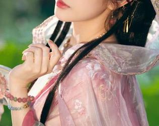 图包也是有深度的，雯妹不讲道理毛衣的选择真不赖