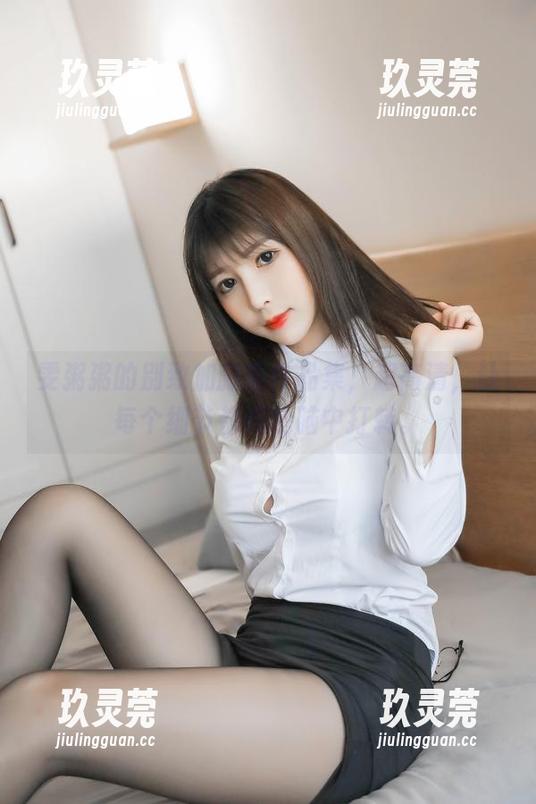雯粥粥的别致加藤惠作品集，超高清，让每个细节都在我脑中打转。