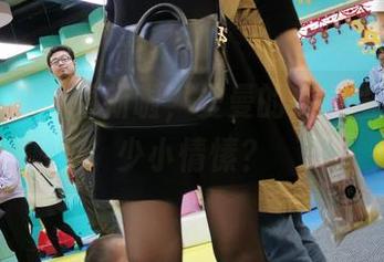 魔镜街拍 - 更新啦，曼曼的少女里藏着多少小情愫？